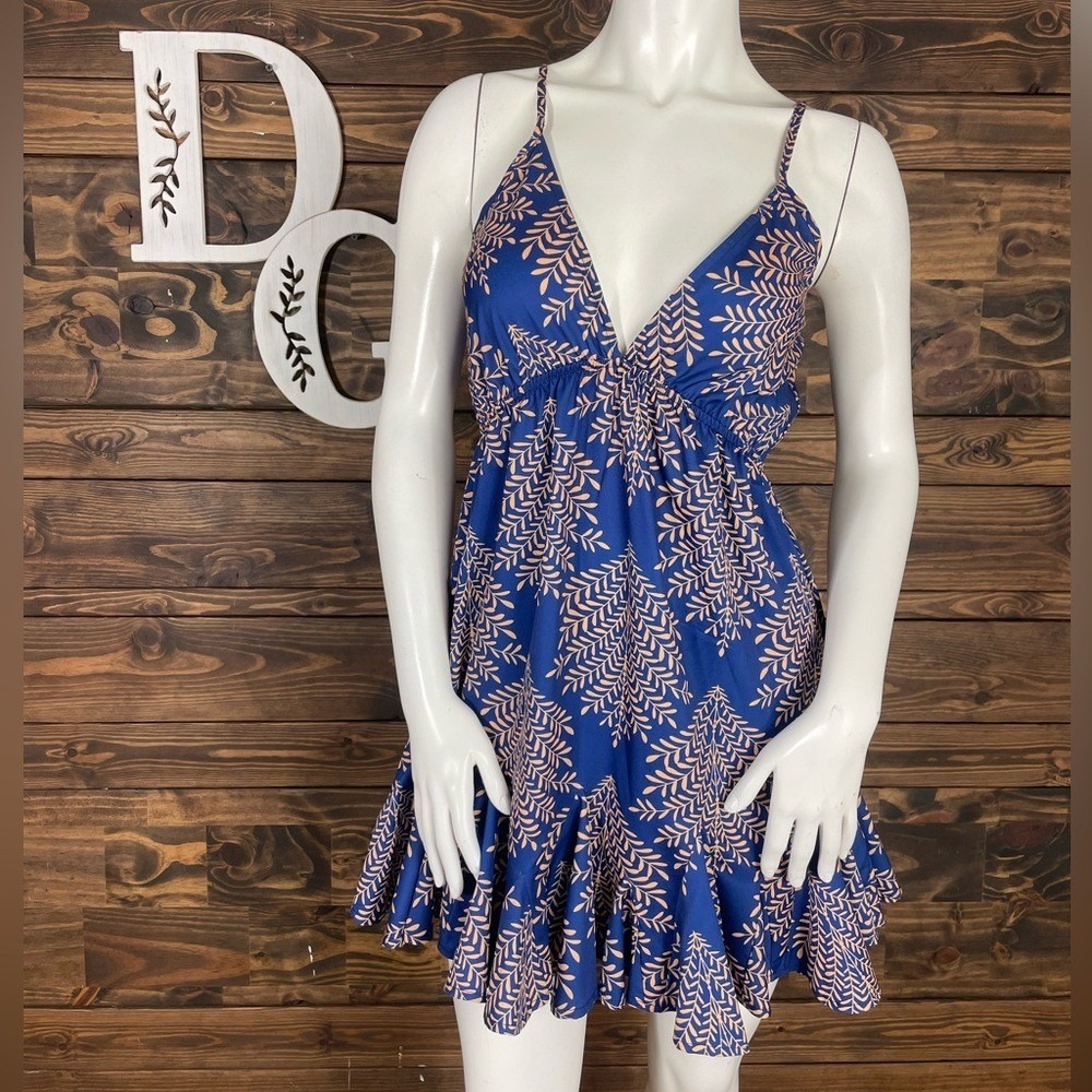 Cupshe | Deep V-Neck Mini Dress Leaf Pattern Boho Ruffle Trim‎ Cami Strap